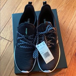 ADIDAS CLOUDFOAM PURE  size 8 1/2